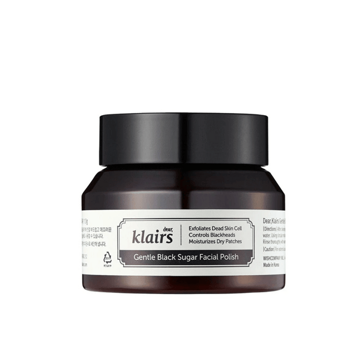 En burk Klairs Gentle Black Sugar Facial Polish med svart lock och etikett, mot en neutral bakgrund.