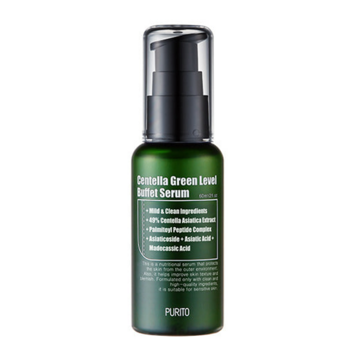 En flaska PURITO Centella Green Level Buffet Serum 60ml med cicaextrakt och ceramider.